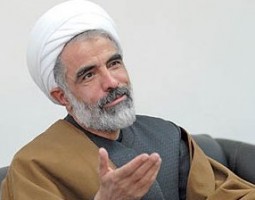 التزام به قانون موجب اقتدارنظام اسلامي است