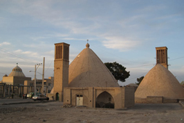 آبگیری 47 آب انبار در نایین آبگیری 47 آب انبار در نایین