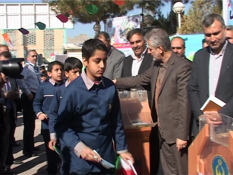 جمع آوری کمکهای مردمی برای نیازمندان