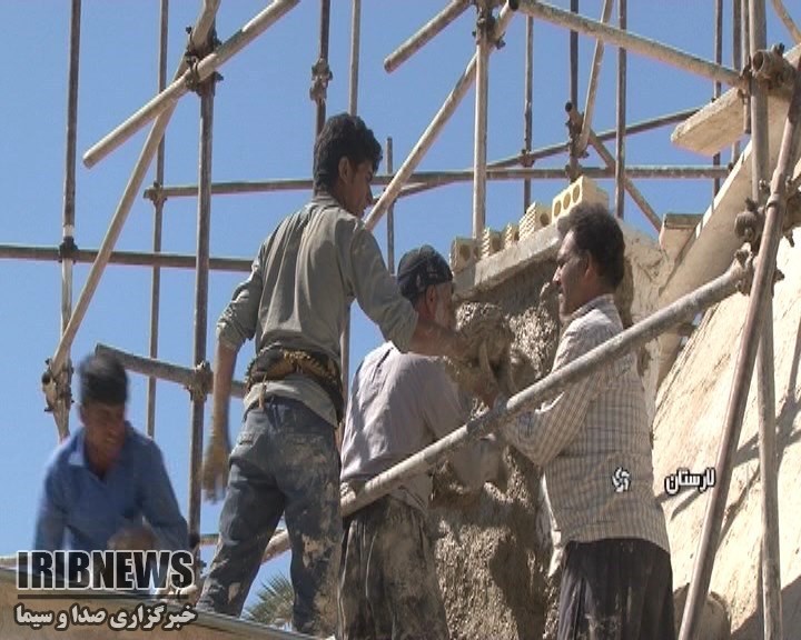 آغاز مرمت آب انبار تاریخی لارستان آغاز مرمت آب انبار تاریخی لارستان