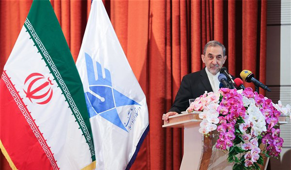 مقاومت ۴۰ ساله ایران در مقابل فشار‌ها و هجمه‌ها