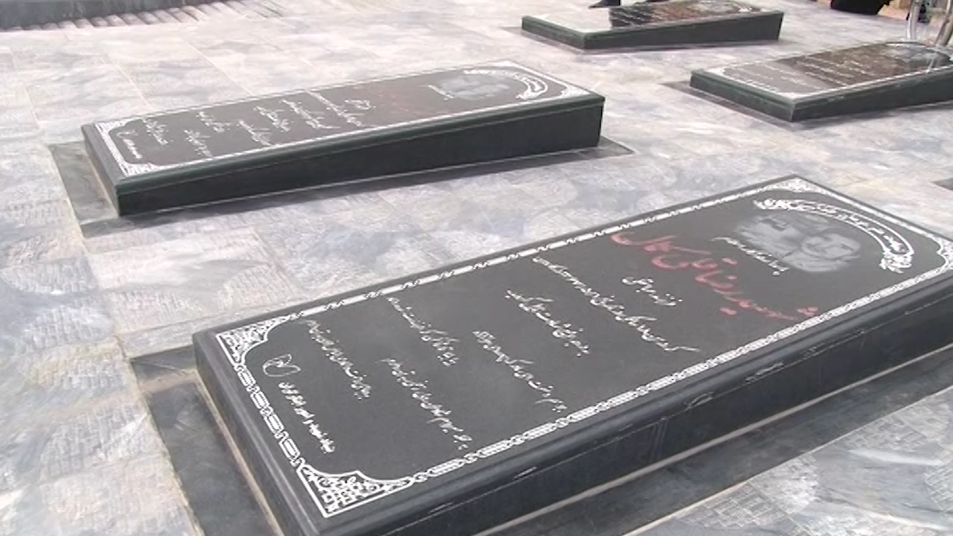 طرح ساماندهی گلزار شهدای روستای ابراهیم آباد