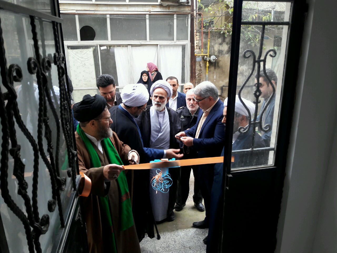 افتتاح یک مجتمع ساختمانی وقفی در فومن