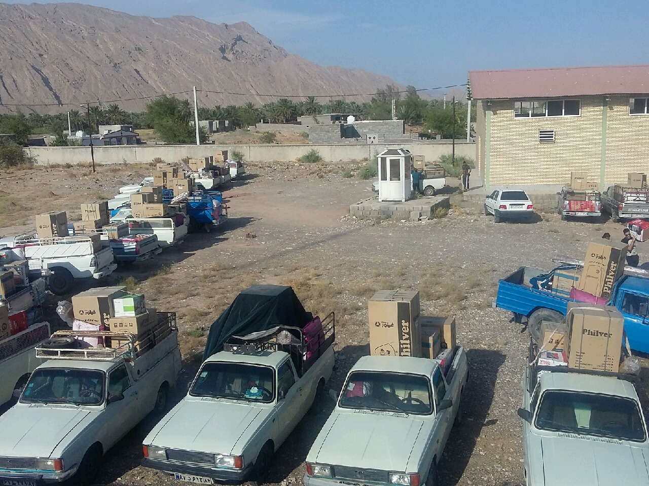 اهدای جهیزیه به ۶۰ نوعروس در بخش احمدی اهدای جهیزیه به ۶۰ نوعروس در بخش احمدی