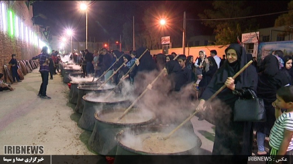 سنت پخت آش نذری در یزد