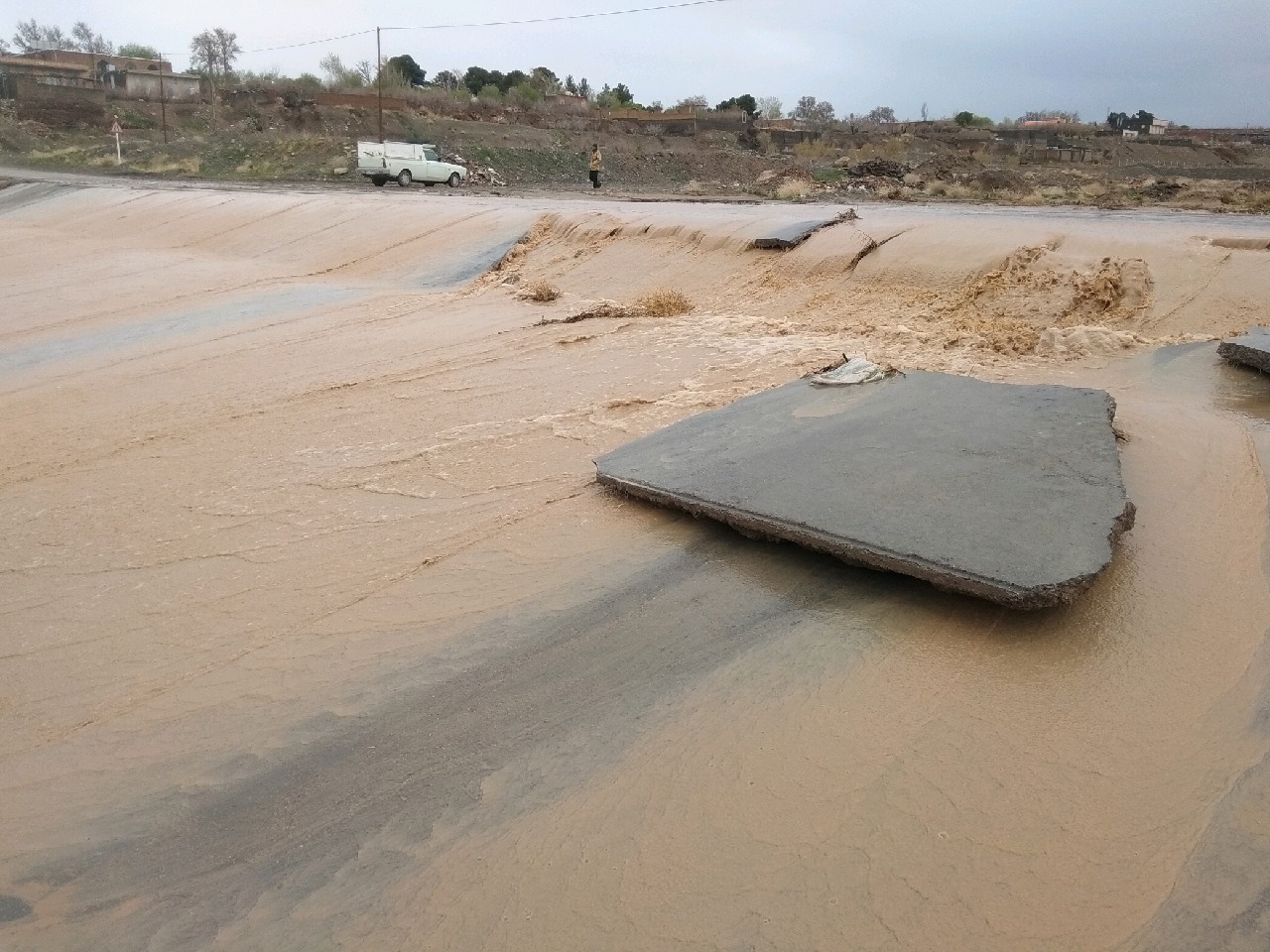 بازگشایی دو محور طبس_ بشرویه و طبس_ اصفهان