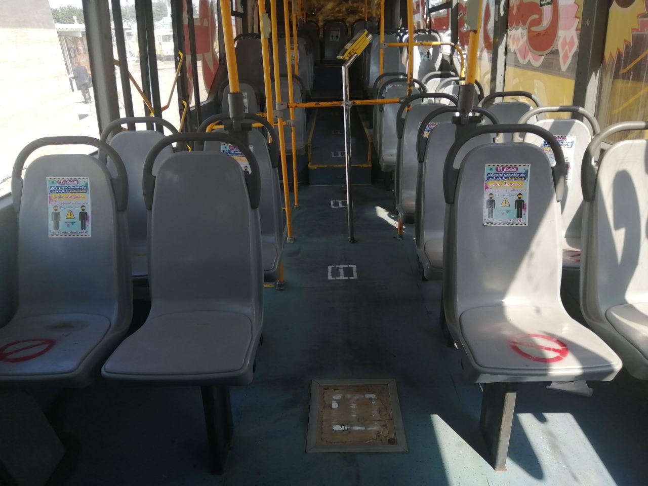 اجرای طرح فاصله‌گذاری اجتماعی در در ناوگان اتوبوس‌رانی تربت حیدریه