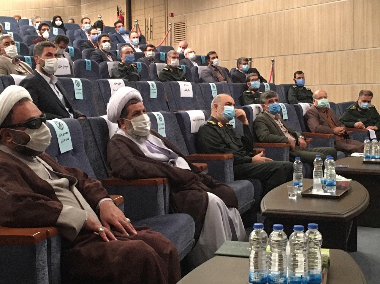 معارفه فرمانده جدید دانشگاه علوم پزشکی بقیه الله (عج) معارفه فرمانده جدید دانشگاه علوم پزشکی بقیه الله (عج)