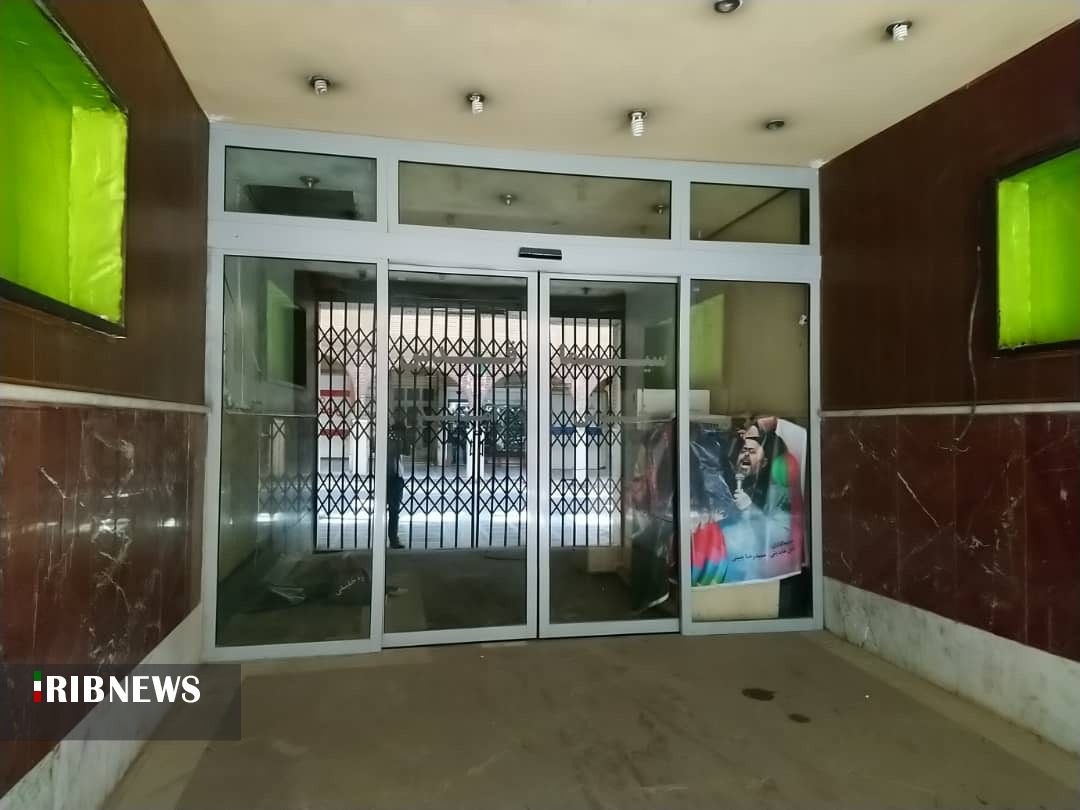 پرده خاموش نقره ای