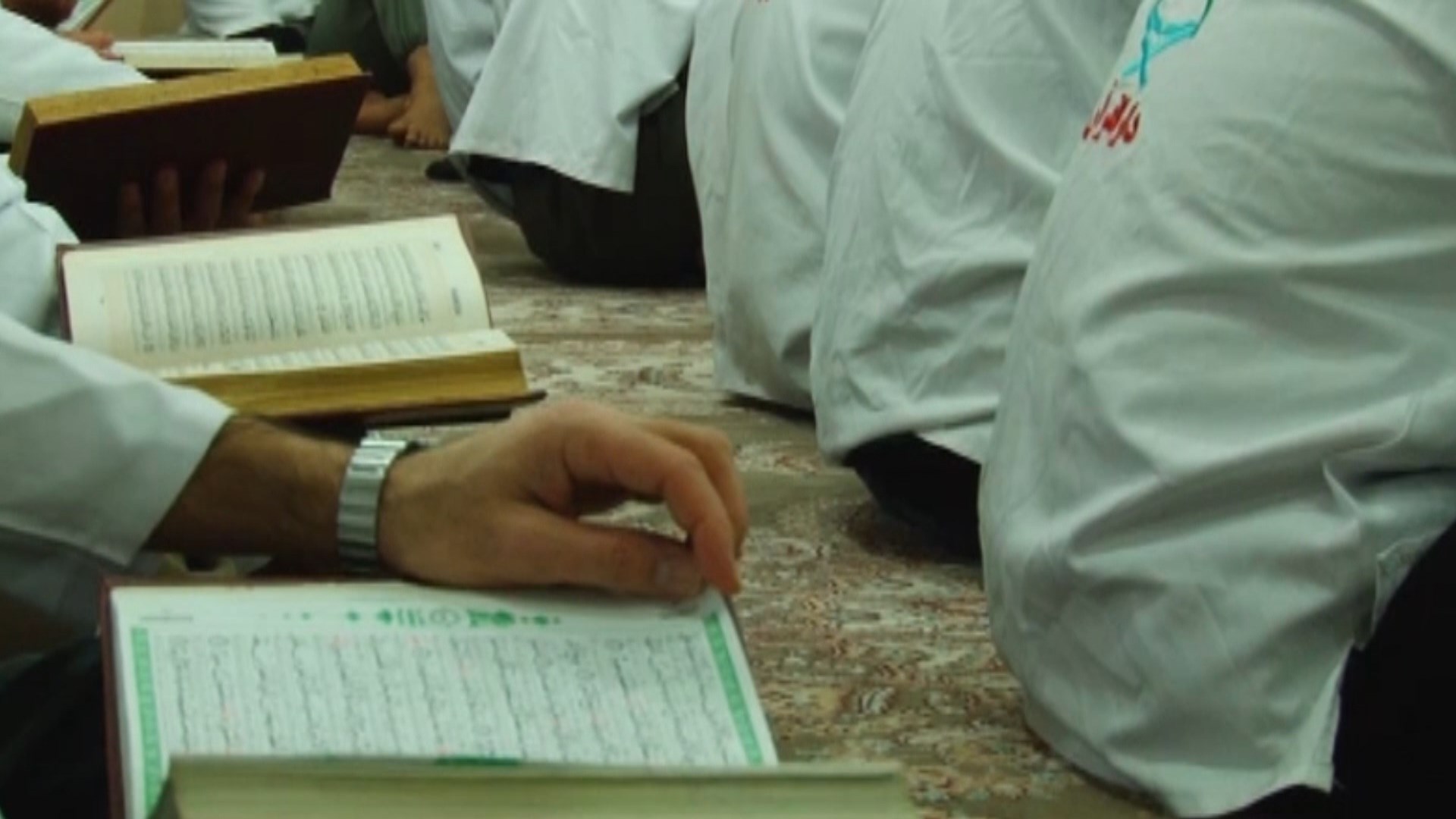 وقتی کرونا زندان را باز می کند