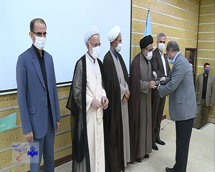 تجلیل از پیشکسوتان و  رزمندگان هشت سال دفاع مقدس