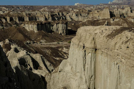 کوههای مریخی چابهار؛ پدیده طبیعی شگفت انگیز کوههای مریخی چابهار؛ پدیده طبیعی شگفت انگیز