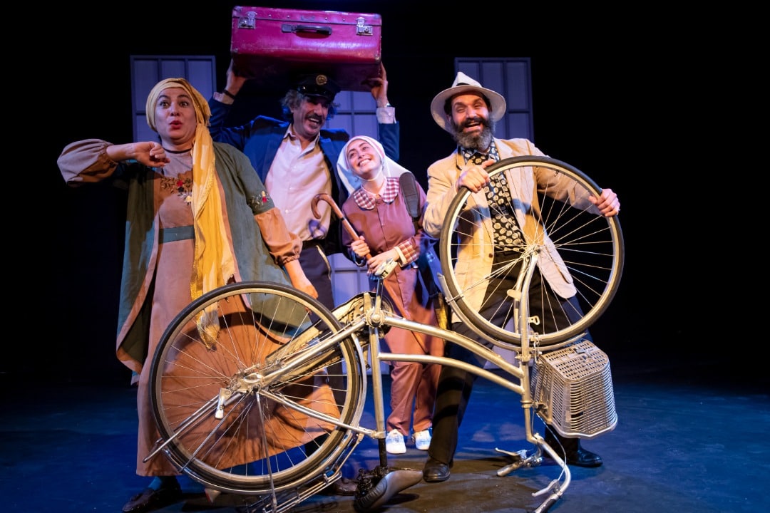 اجراهای صبح نمایش 