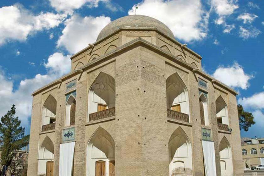 آرامگاه‌های شیراز