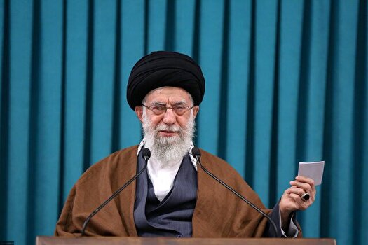 باید با شیوه‌های خلاقانه، یاد شهدا به نسل جوان منتقل شود