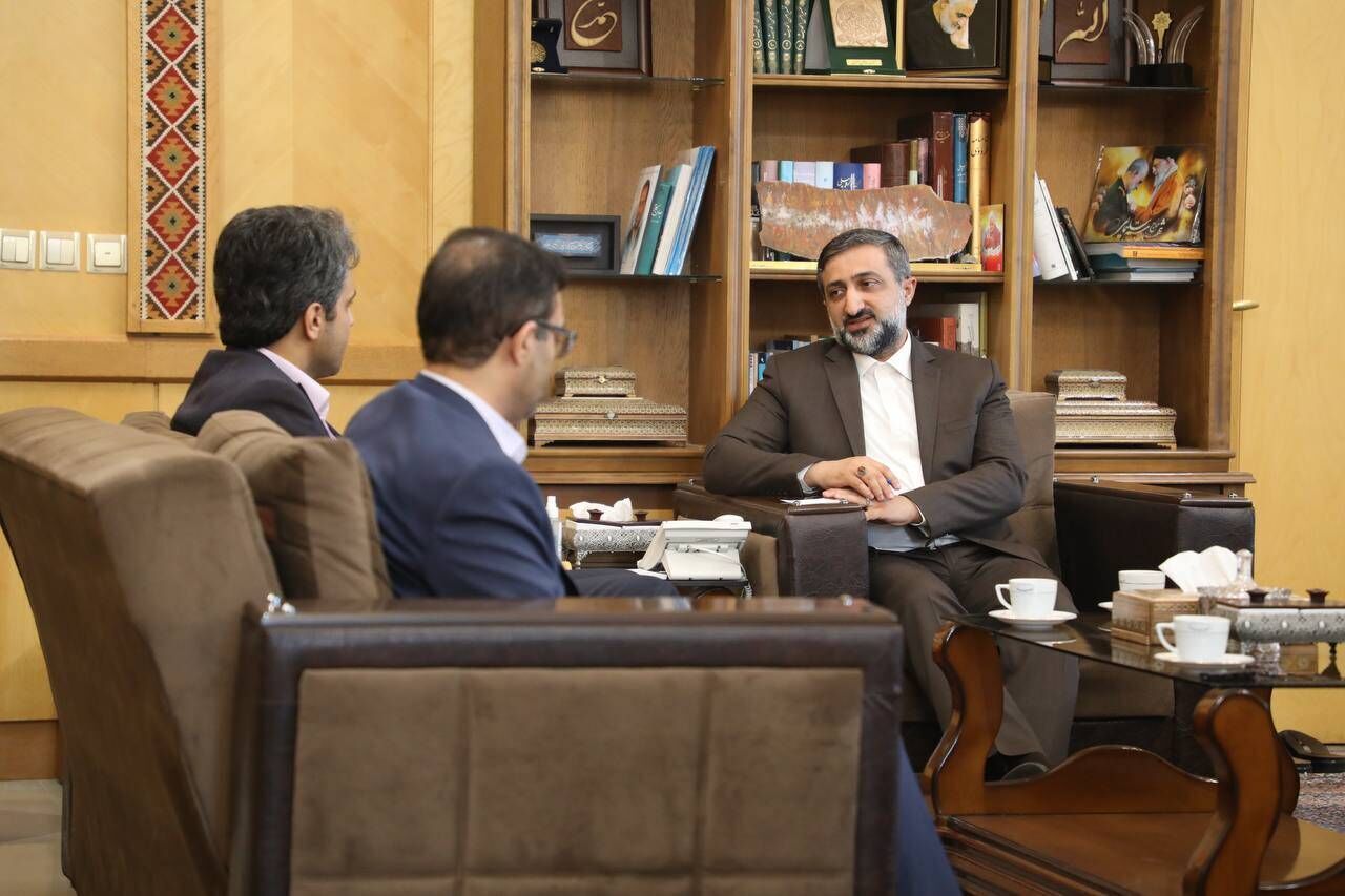 تاکید بر گره گشایی مشکلات با استفاده از ظرفیت نخبگان استان تاکید بر گره گشایی مشکلات با استفاده از ظرفیت نخبگان استان