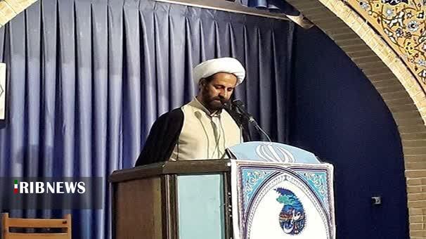 جمهوری اسلامی ایران در جنگ ۸ ساله تحمیلی با دست خالی در مقابل دشمنان ایستاد