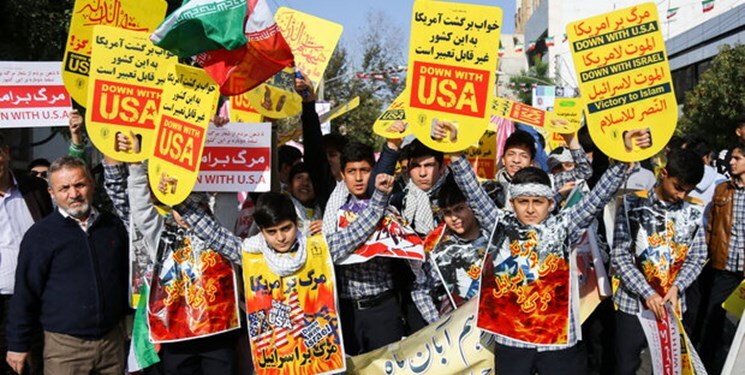 دانشآموزان طلایهداران تحقق اهداف و ارزشهای انقلاب دانشآموزان طلایهداران تحقق اهداف و ارزشهای انقلاب