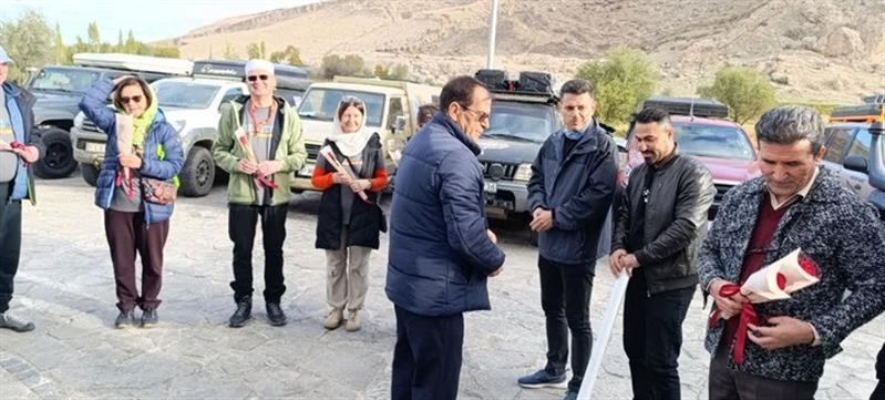 استقبال از گردشگران لهستانی در ماکو