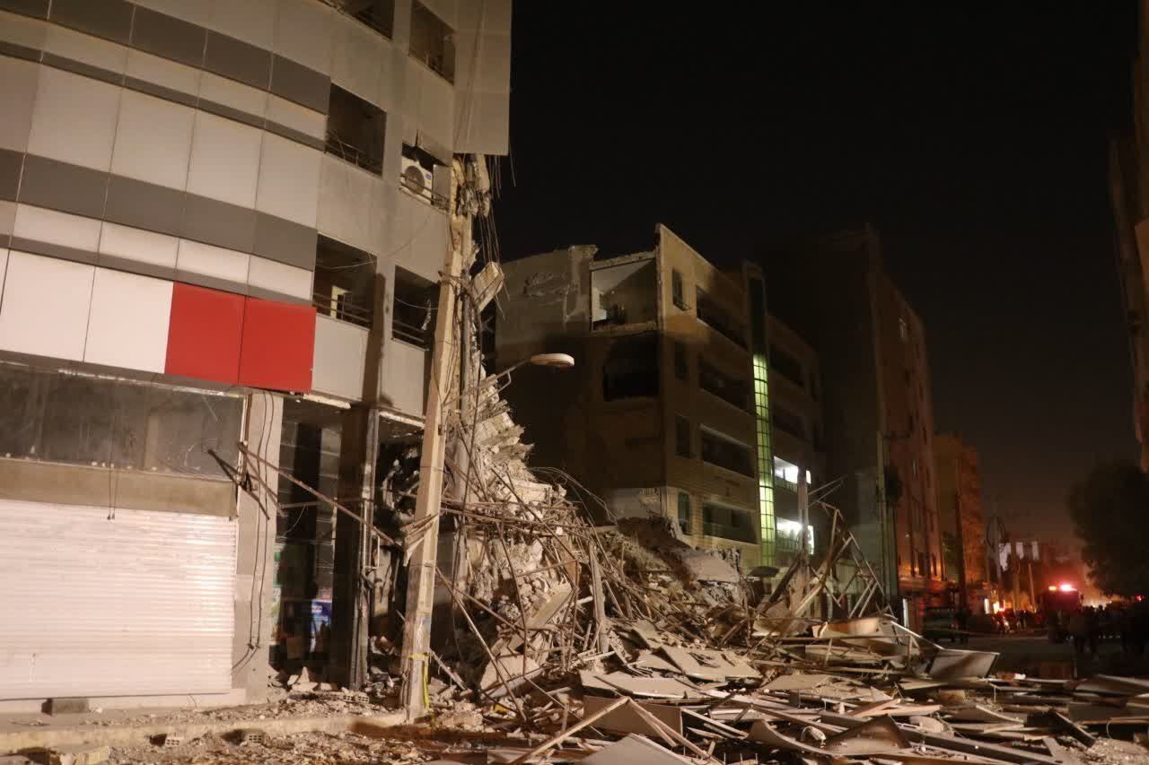 تصمیم گیری برای آوار برداری در خیابان زیتون بعد از تایید نظام مهندسی تصمیم گیری برای آوار برداری در خیابان زیتون بعد از تایید نظام مهندسی