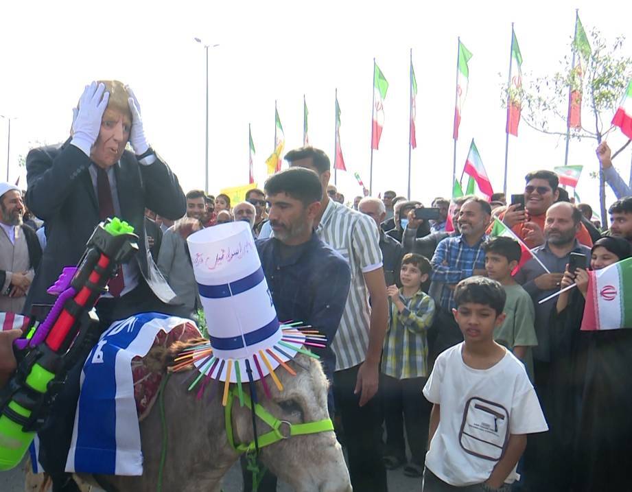 حضور هرمزگانی‌ها در راهپیمایی مایوس کننده دشمن؛ ۲۲ بهمن ۱۴۰۴