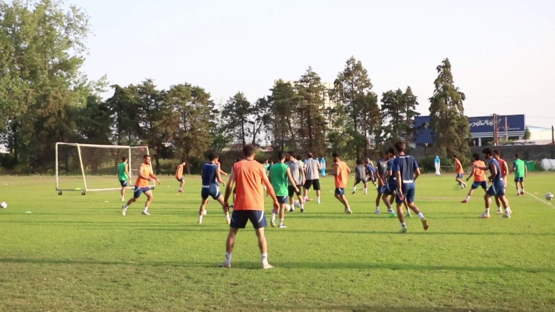 مصاف ملوان بندرانزلی و خیبر در ایستگاه بیست و یکم