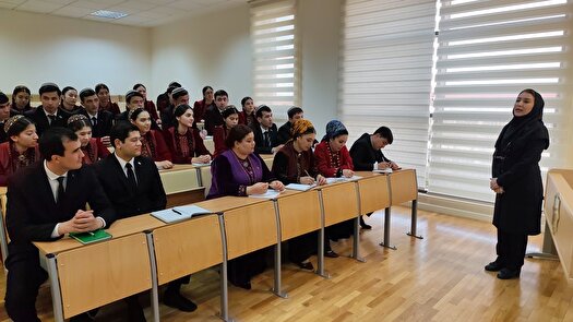 پنج دانشگاه ترکمنستان زیر چتر دانش فارسی