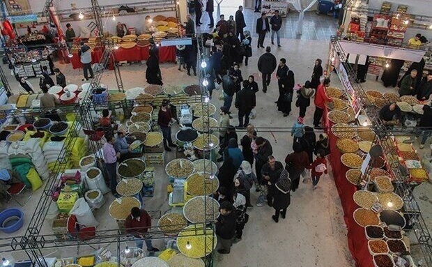 گشایش نمایشگاه ضیافت و فروش بهاره در بیرجند