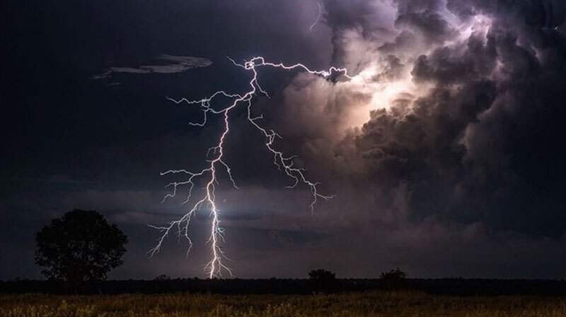 آماده‌باش کامل اورژانس تهران در پی صدور هشدار وقوع طوفان