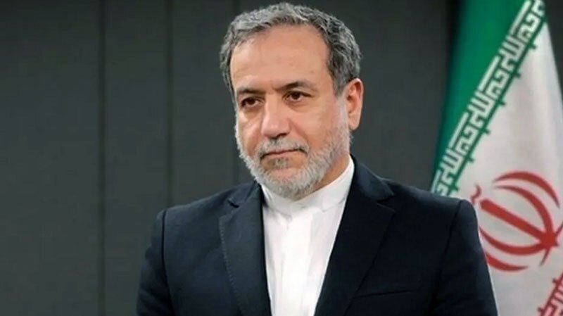 عراقچی: به‌هیچ‌وجه از حق غنی‌سازی چشم‌پوشی نمی‌کنیم