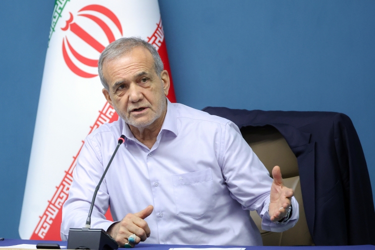 پیگیری تأمین مالی برای طرح ۱۵ هزار مگاواتی برق خورشیدی پیگیری تأمین مالی برای طرح ۱۵ هزار مگاواتی برق خورشیدی
