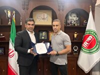 حکم سرمربیگری تیم ملی بوکس ایران به همایون امیری اهدا شد