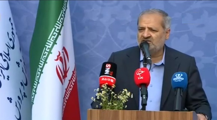 دانش آموزان آینده سازان ایران هستند