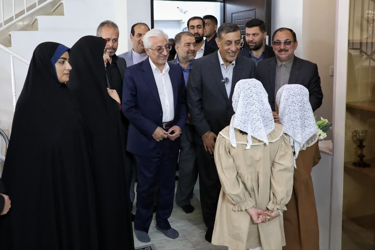 بازدید معاون اجرایی رئیس‌جمهور از مرکز نگهداری کودکان بی‌سرپرست ثریا در بجنورد