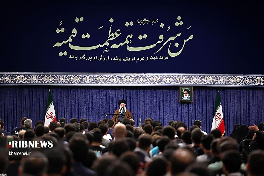 دیدار قهرمانان رشته‌های مختلف ورزشی و مدال‌آوران المپیاد‌های علمی جهانی با رهبر انقلاب اسلامی