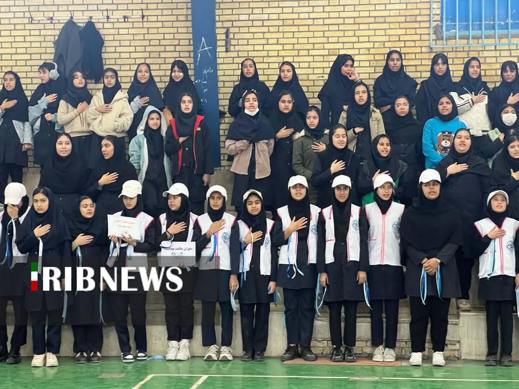 فعالیت ۵ هزار و ۷۵۰ سفیر سلامت در مدارس اسفراین فعالیت ۵ هزار و ۷۵۰ سفیر سلامت در مدارس اسفراین