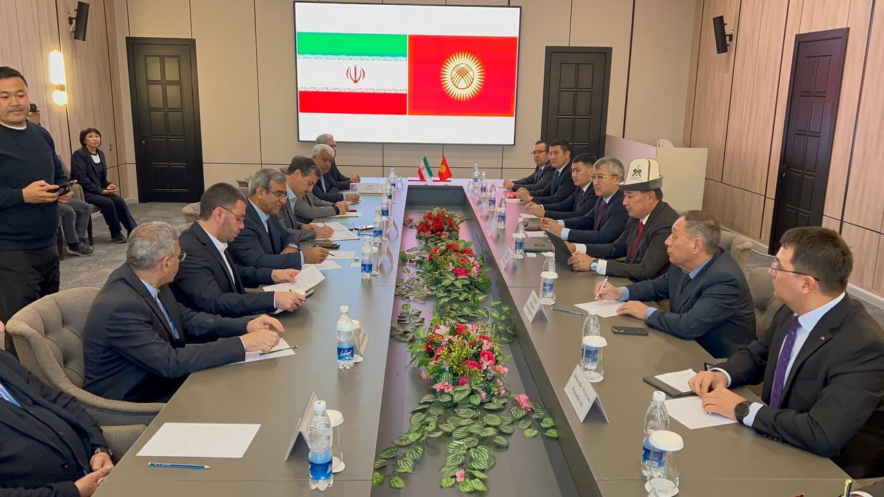 تاکید بر توسعه همکاری‌های میان خراسان رضوی و قرقیزستان