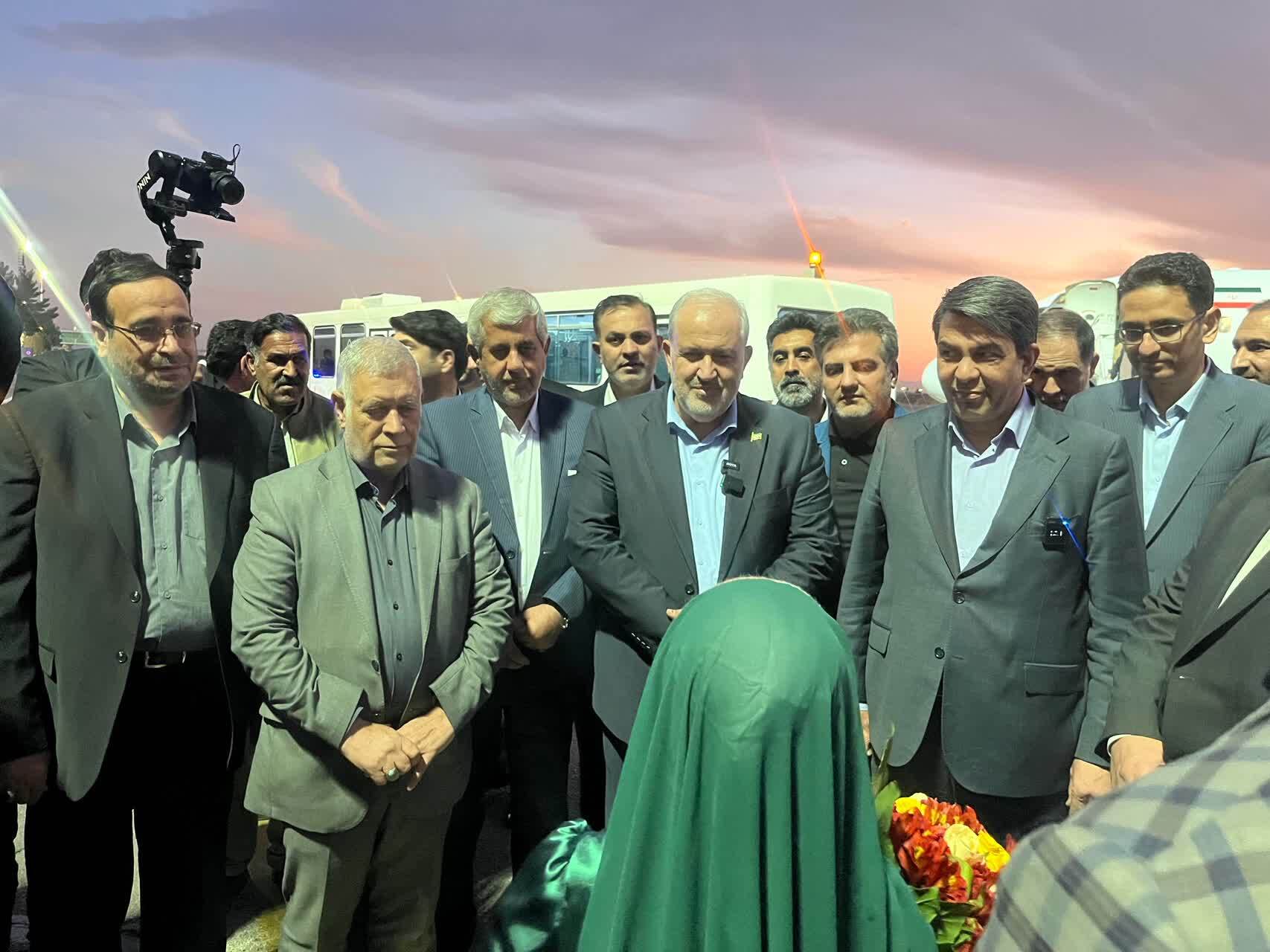 وزیر نیرو وارد کرمان شد