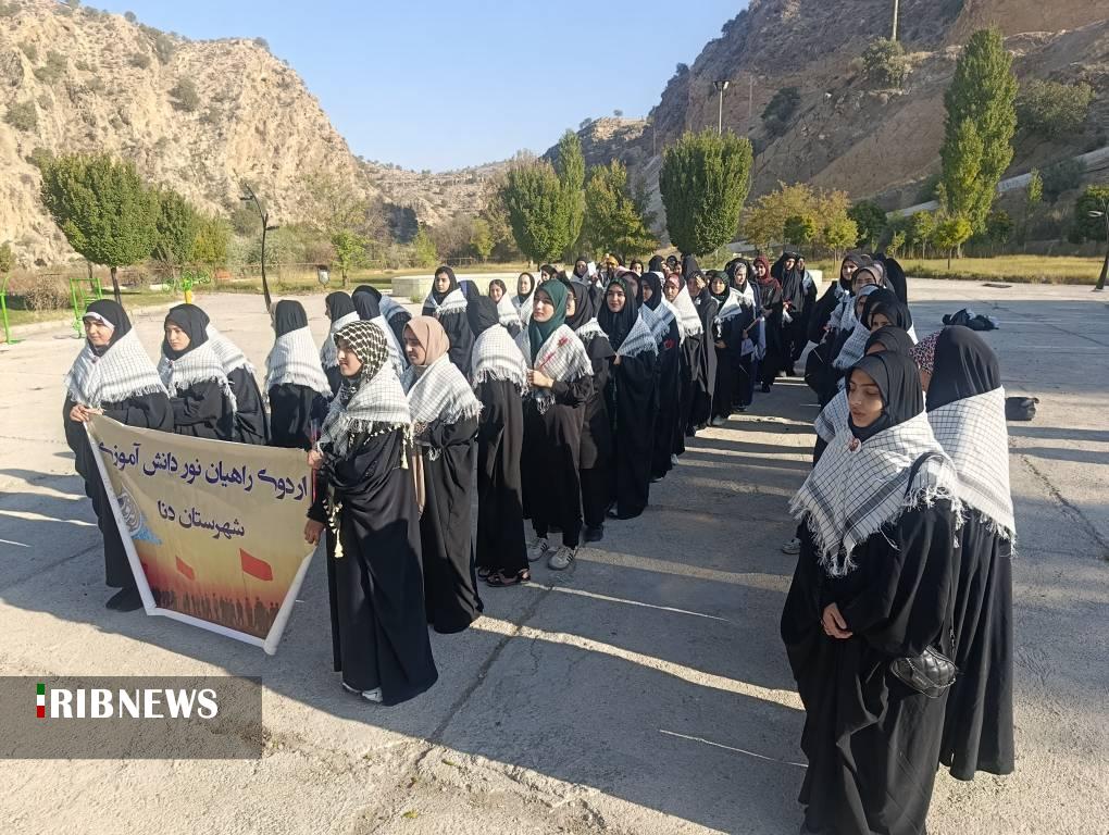 اعزام کاروان راهیان نور شهرستان دنا به مناطق عملیاتی