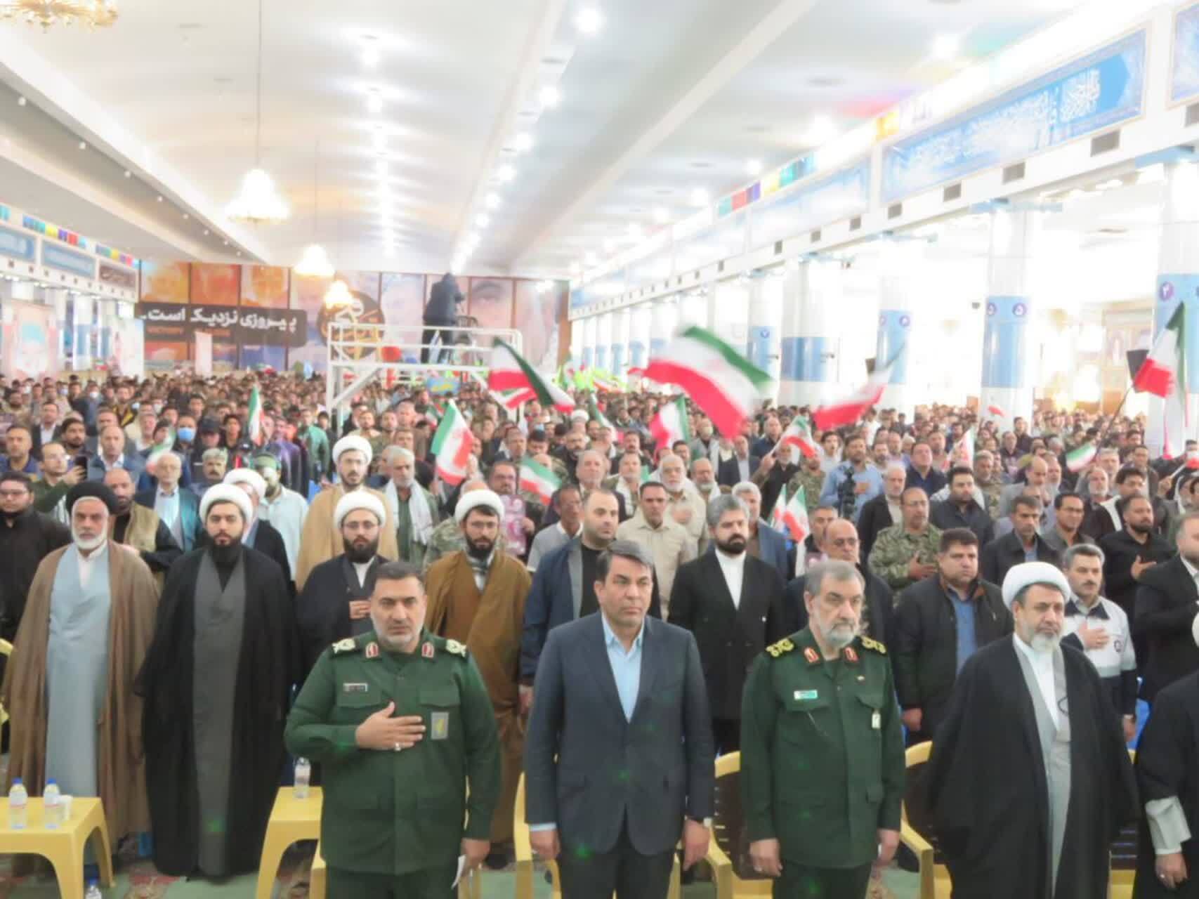 برگزاری رزمایش اقتدار بسیجیان در کرمان برگزاری رزمایش اقتدار بسیجیان در کرمان