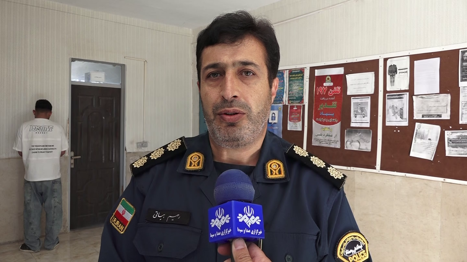 دستگیری سارق و کشف اموال مسروقه در رزن دستگیری سارق و کشف اموال مسروقه در رزن