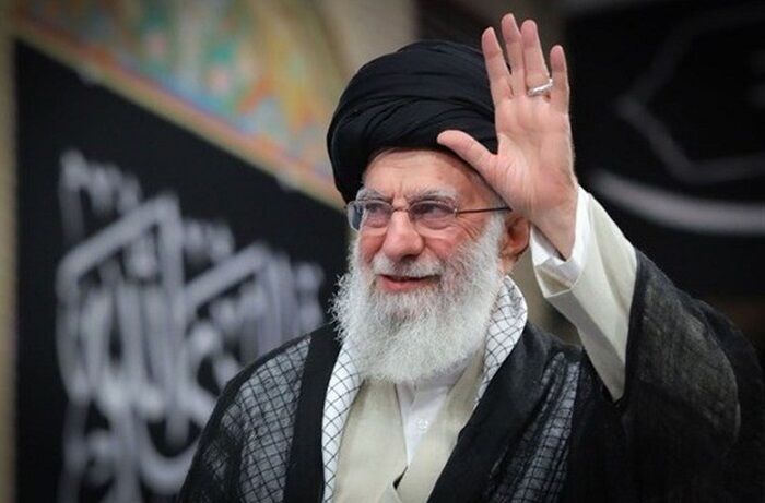 بچه های مسجدی روایت‌های مردمی از وداع با رهبر شهید را ثبت کنند*https://www.shabestan.news/news/1892055