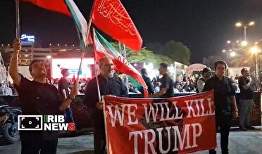 اهتزار پرچم جمهوری اسلامی ایران در میدان ساحل کیش